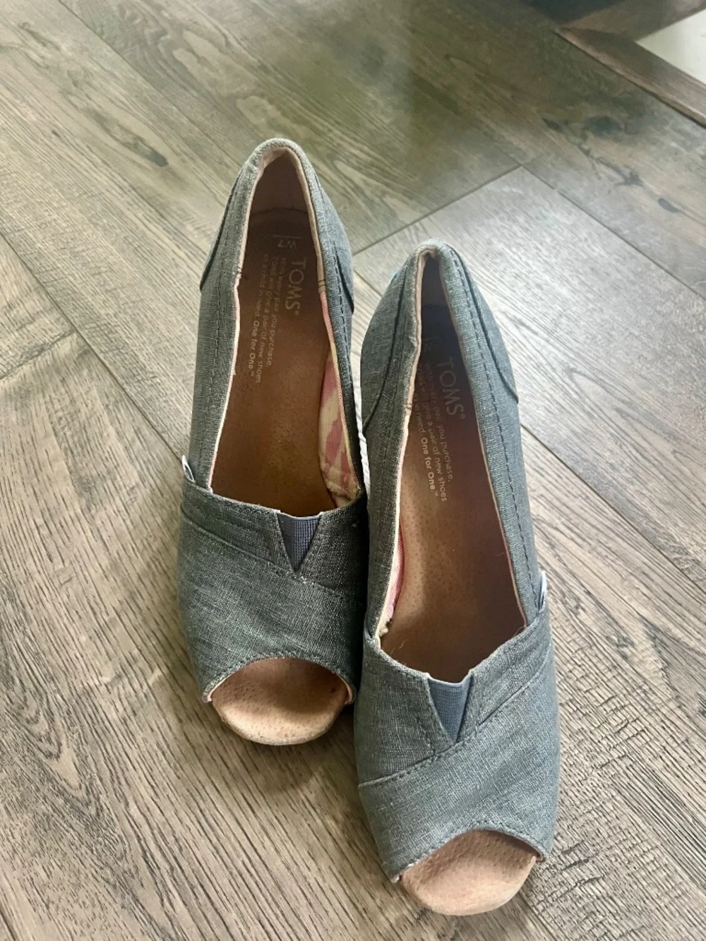 Tom’s wedge heels in denim with silver metallic fleck Size 7
